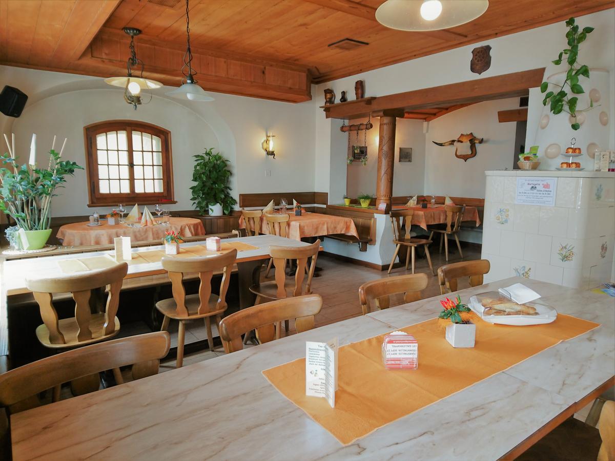Gasthaus Zum Ochsen Neuhaus Esterno foto