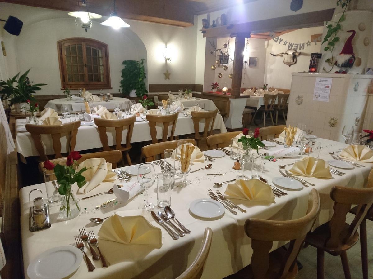 Gasthaus Zum Ochsen Neuhaus Esterno foto
