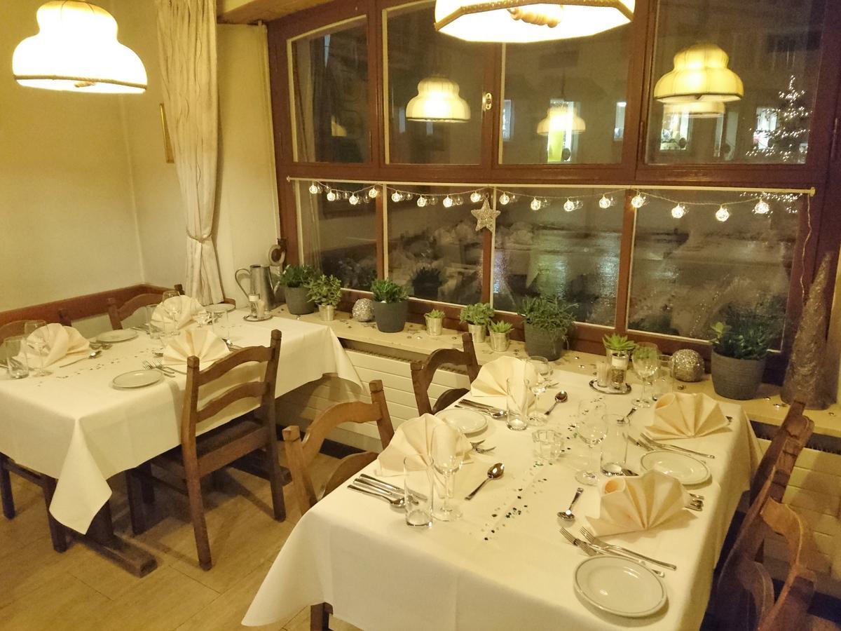Gasthaus Zum Ochsen Neuhaus Esterno foto